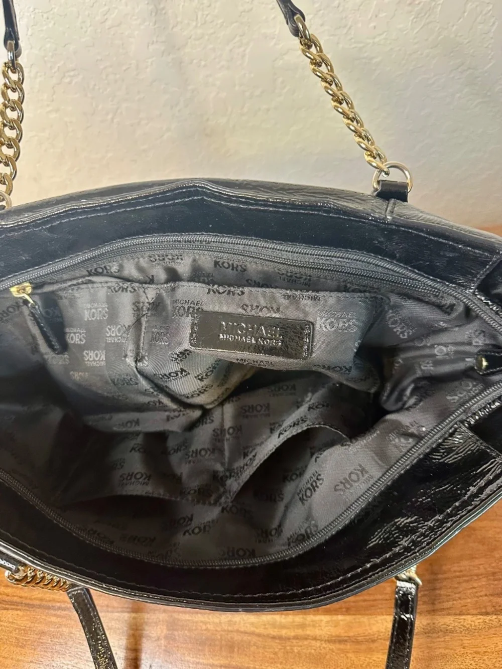 Michael Kors Black Patent Leather Jet Set Tote Bag